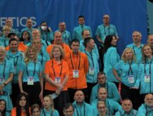 Весна и Драган Томић дијелили правду атлетским великанима (ФОТО)