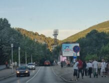 Припрема рефлектора на стадиону Полице у завршној фази