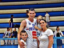 Фото прича са опроштаја Николе Ђурасовића