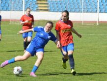 Raspucane „Leove“ djevojke FOTO