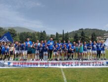 Pehar i medalje za šampionke FOTO