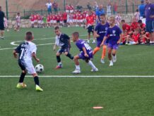 Trebinje disalo fudbal – OFK Alfa i Grad Sunca domaćini Dineko Kupa FOTO