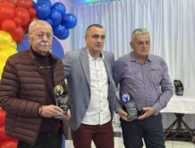 Četrdeset godina jednog sna – srećno prijatelji