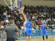 Leotar držao čas „studentima“ FOTO