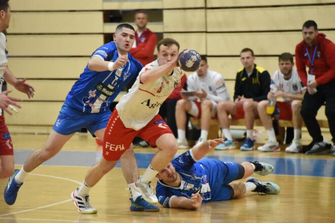 Храбри Леотар намучио шампиона