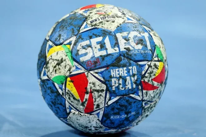 Leotar siguran protiv Mladosti 1960 za nove bodove