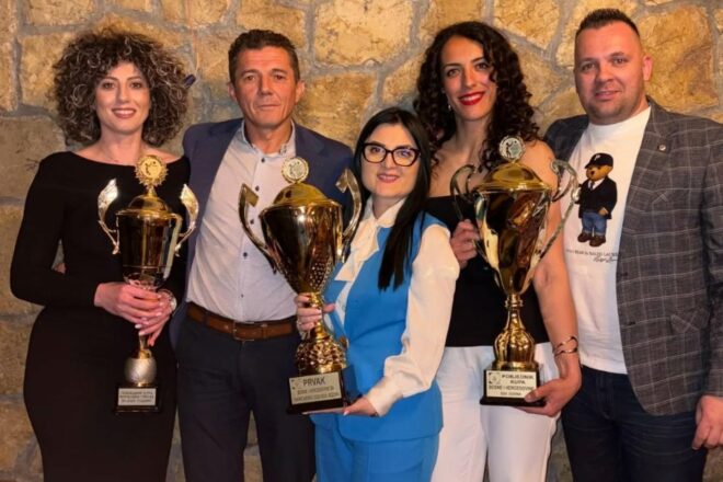 Irena Ignjatović čestitala ŽOK Gacko na osvojenoj trostrukoj kruni