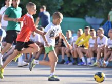 Odlične polufinalne utakmice na Vidovdanskom turniru – poznati finalisti u obje konkurencije FOTO