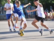 Odlične polufinalne utakmice na Vidovdanskom turniru – poznati finalisti u obje konkurencije FOTO