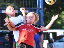Odlične polufinalne utakmice na Vidovdanskom turniru – poznati finalisti u obje konkurencije FOTO