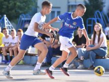 Odlične polufinalne utakmice na Vidovdanskom turniru – poznati finalisti u obje konkurencije FOTO