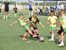 ZAVRŠEN DINECO KUP TREBINJE 2026: 1.500 MLADIH FUDBALERA U GRADU SUNCA FOTO